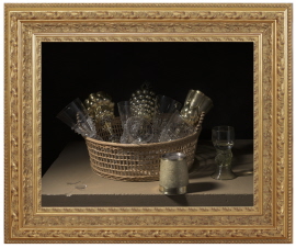 panier-de-verres-avec-hanaps-gobelet-et-verre-d-eau